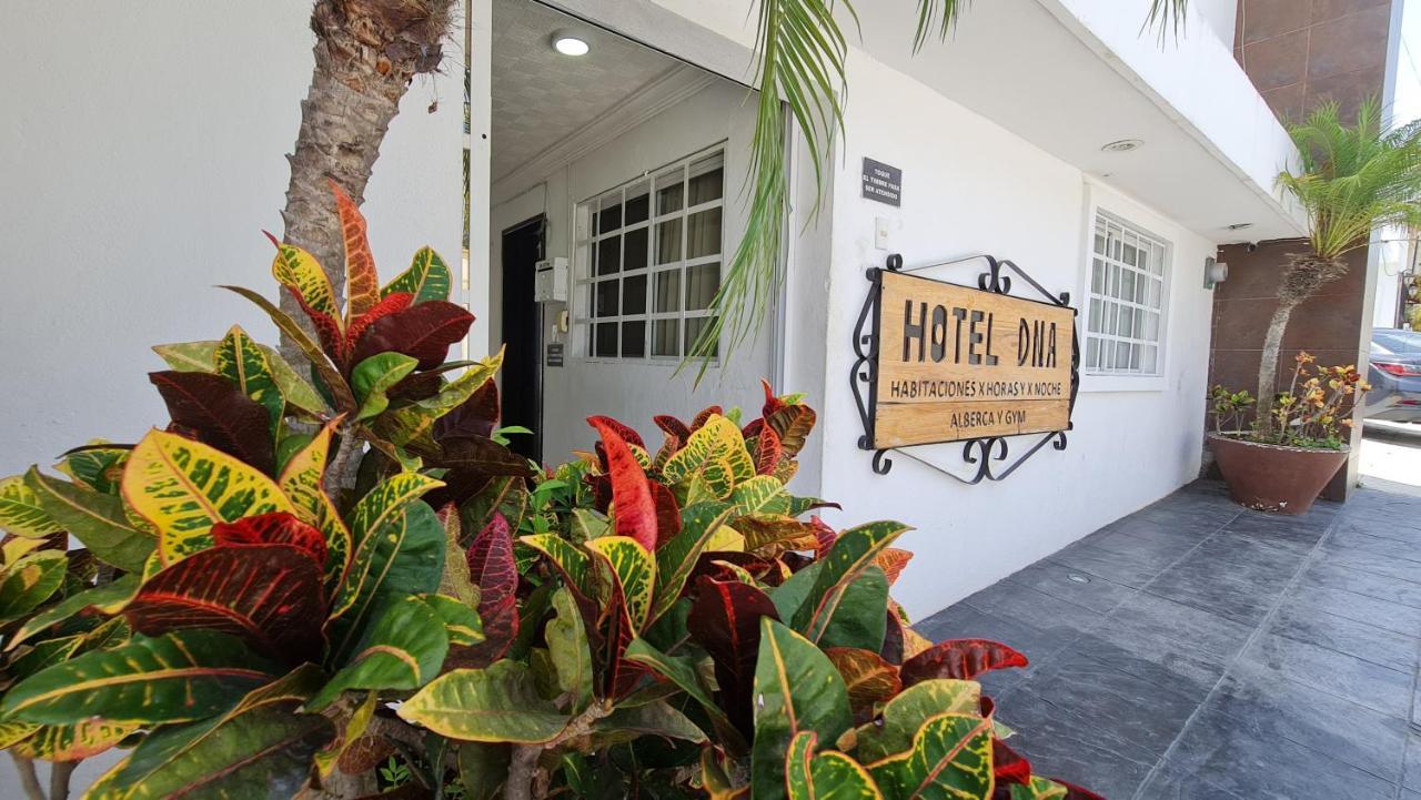 Dna Cancun Hotel Y Posada 外观 照片